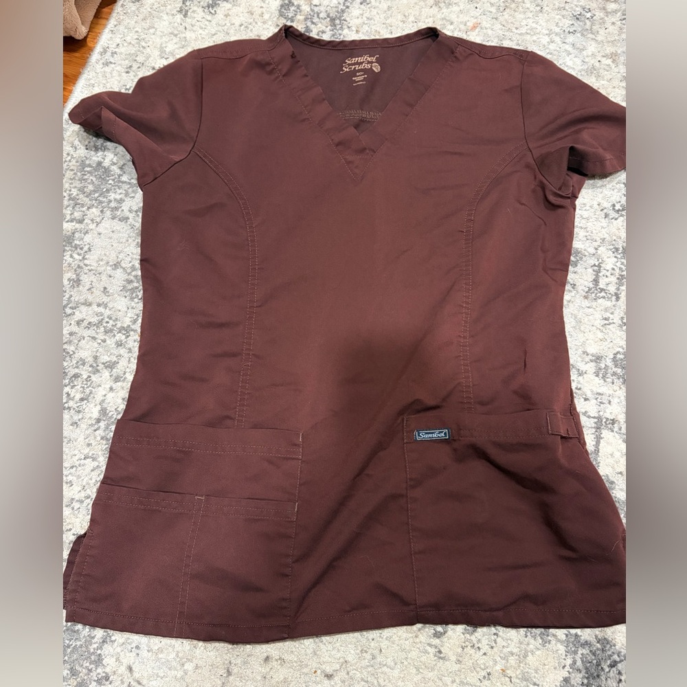 Sanibel scrubs set